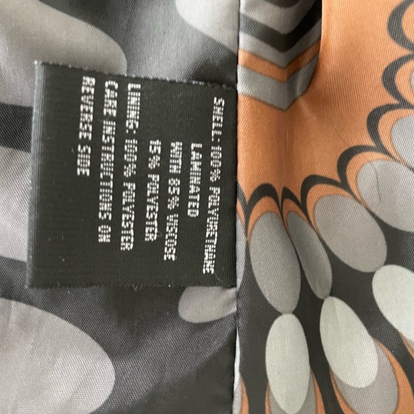 Women’s Montana Co. Jacket - Picture 6 of 10